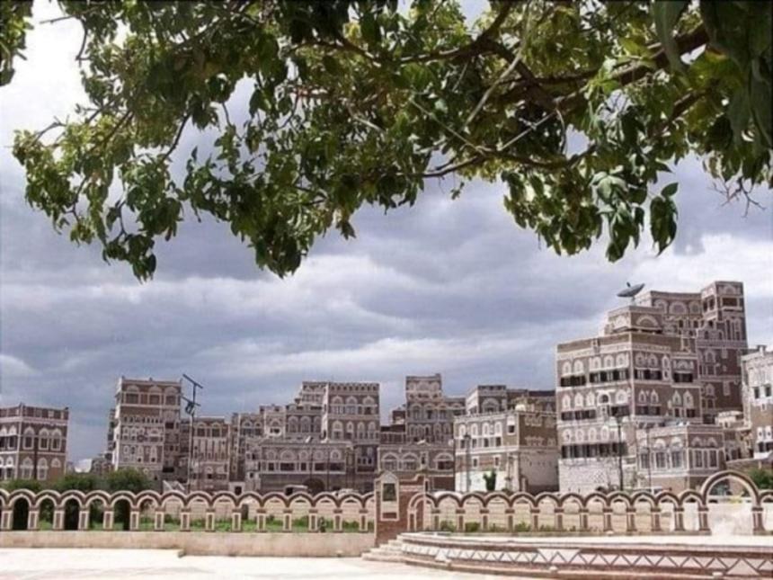 غول العمران يهدد مباني صنعاء القديمة