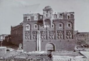 صور ووثائق حول السمسرة