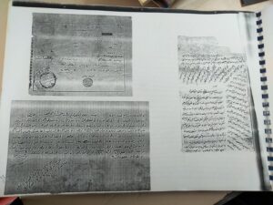 صور ووثائق حول السمسرة